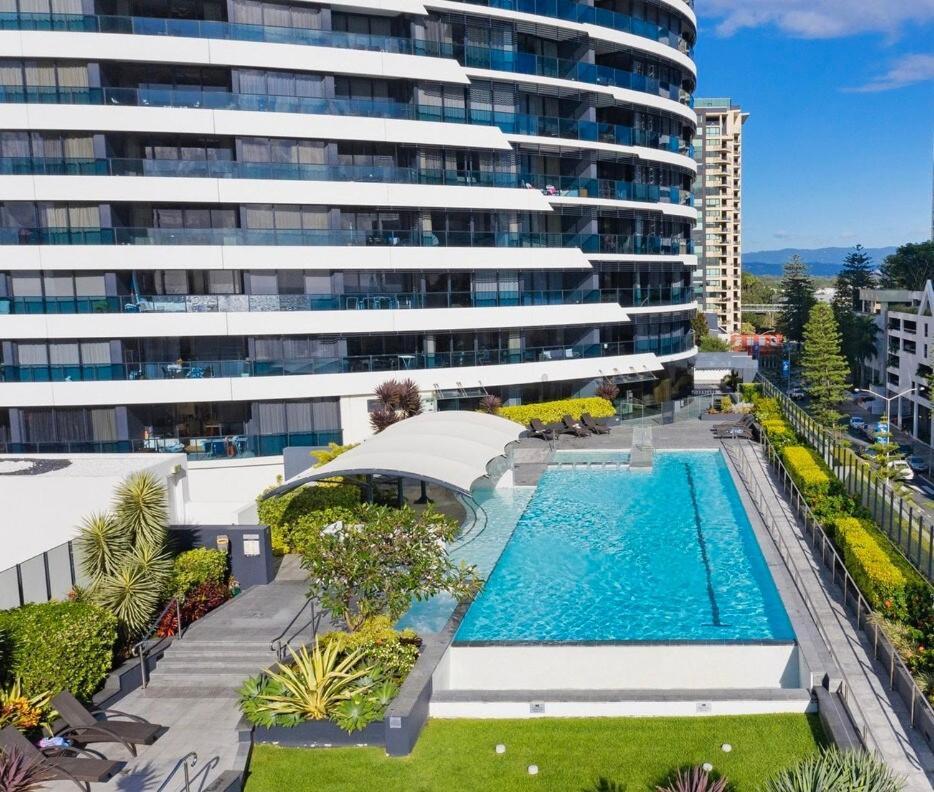 Beachside Luxury At Oracle 10706