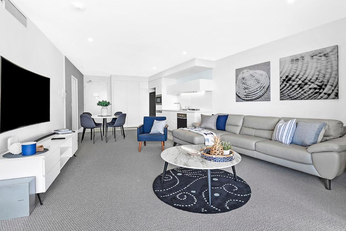 Beachside Luxury At Oracle 10706 Apartment Gold Coast